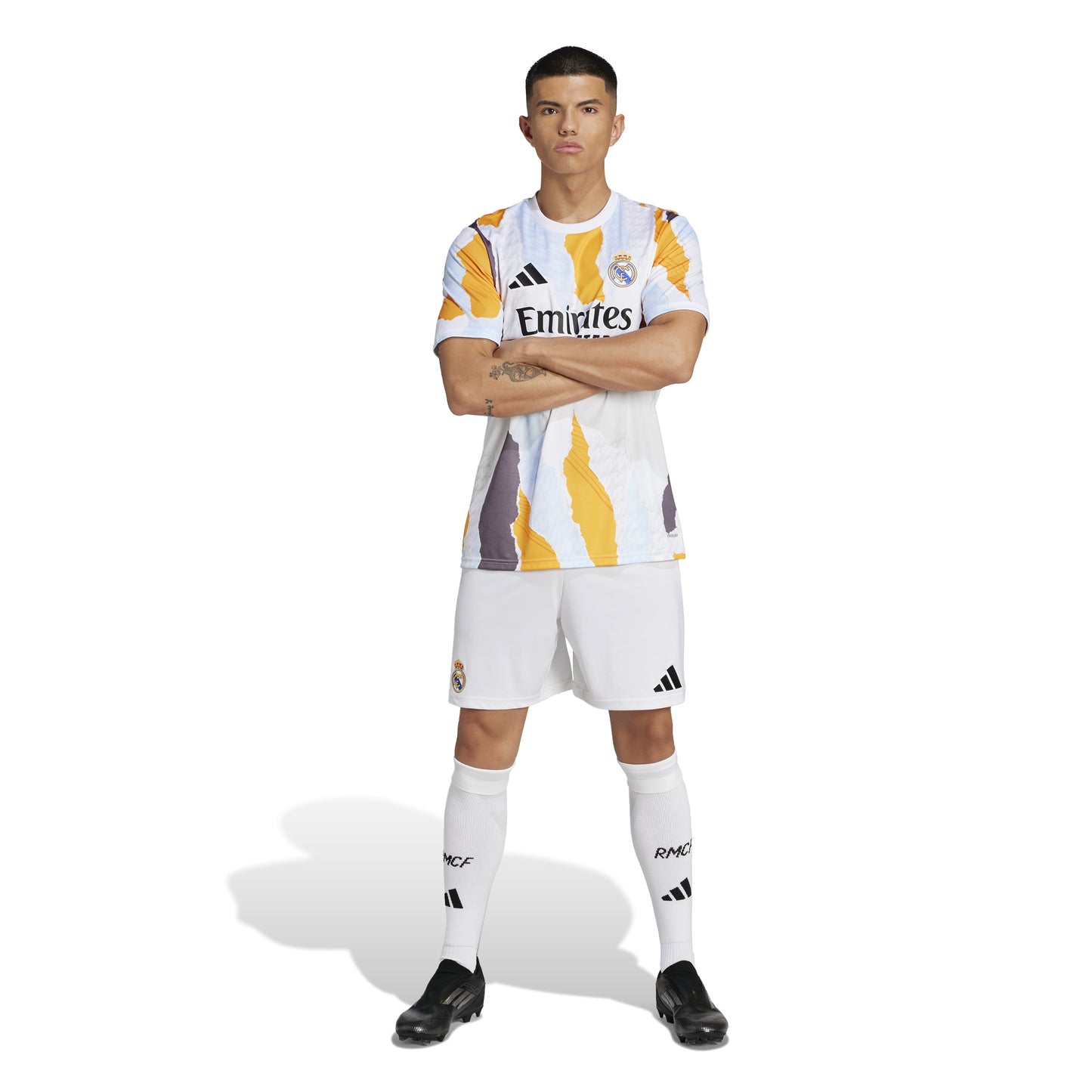 Maillot d'avant-match du Real Madrid 2024/25